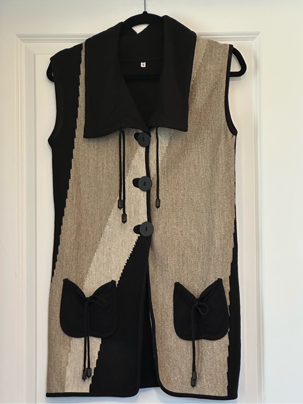 BOHO Vest Tan Oatmeal Black Lightweight Loose Acrylic Knit Ties S M